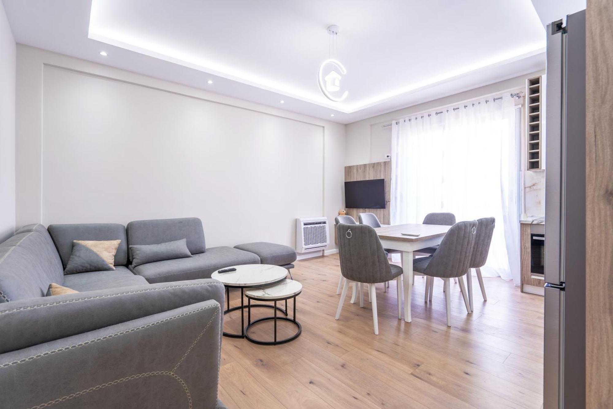 Apartamento Renovated Close To Town Center And The *